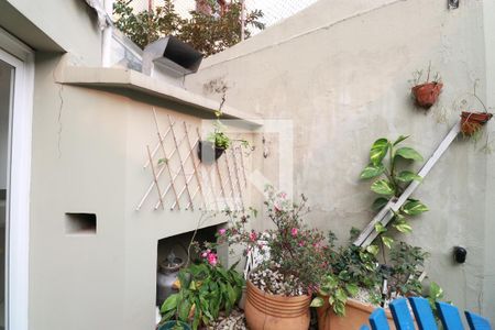 Casa à venda com 220m², 4 quartos e 3 vagasQuintal