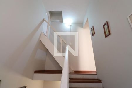 Casa à venda com 220m², 4 quartos e 3 vagasDetalhe