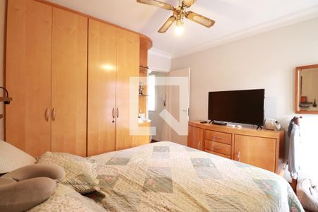 Casa à venda com 220m², 4 quartos e 3 vagasSuíte 1