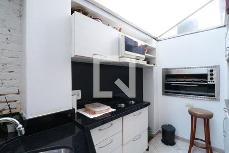 Casa à venda com 220m², 4 quartos e 3 vagasChurrasqueira