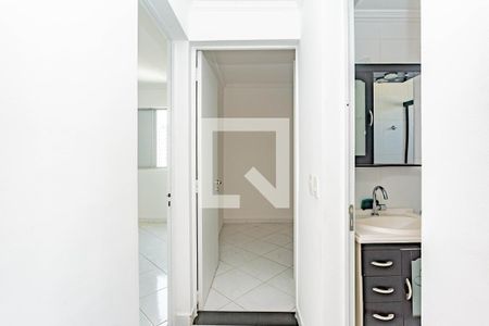 Corredor de apartamento para alugar com 2 quartos, 52m² em Jardim Celeste, São Paulo