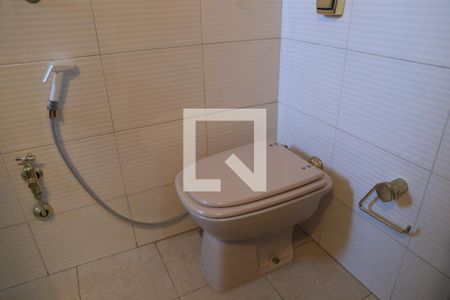 Casa para alugar com 140m², 3 quartos e 3 vagasBanheiro Social