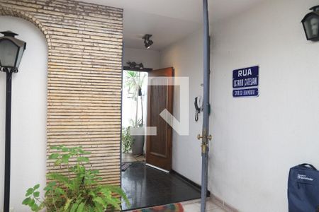 Casa para alugar com 140m², 3 quartos e 3 vagasEntrada