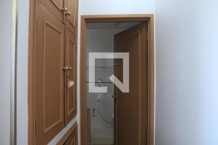 Casa para alugar com 140m², 3 quartos e 3 vagasBanheiro Social