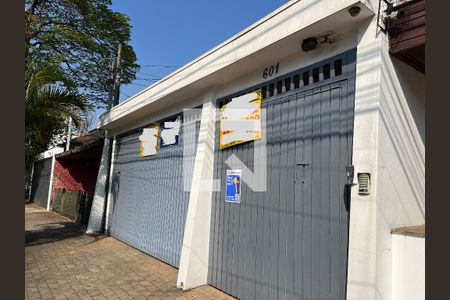 Casa para alugar com 140m², 3 quartos e 3 vagasFachada