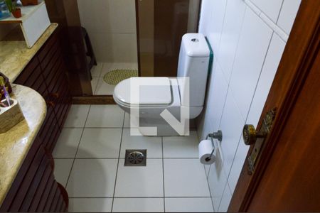 Apartamento à venda com 163m², 4 quartos e 2 vagas Apartamento à venda com 163m², 4 quartos e 2 vagasBanheiro da Suíte