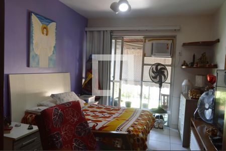 Apartamento à venda com 163m², 4 quartos e 2 vagas Apartamento à venda com 163m², 4 quartos e 2 vagasSuíte