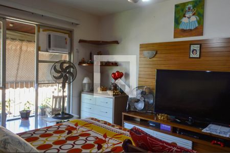 Apartamento à venda com 163m², 4 quartos e 2 vagas Apartamento à venda com 163m², 4 quartos e 2 vagasSuíte