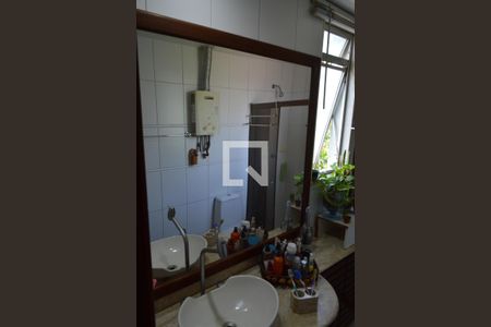 Apartamento à venda com 163m², 4 quartos e 2 vagas Apartamento à venda com 163m², 4 quartos e 2 vagasBanheiro da Suíte