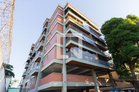 Apartamento à venda com 163m², 4 quartos e 2 vagas Apartamento à venda com 163m², 4 quartos e 2 vagasFachada