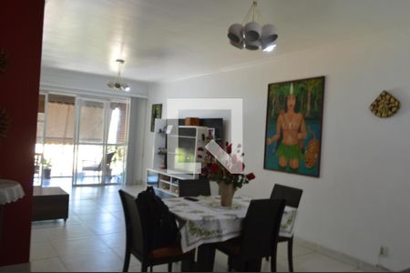 Apartamento à venda com 163m², 4 quartos e 2 vagas Apartamento à venda com 163m², 4 quartos e 2 vagasSala