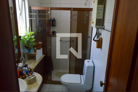 Apartamento à venda com 163m², 4 quartos e 2 vagas Apartamento à venda com 163m², 4 quartos e 2 vagasBanheiro da Suíte