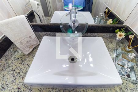 Apartamento à venda com 89m², 3 quartos e 2 vagas Apartamento à venda com 89m², 3 quartos e 2 vagasBanheiro 2