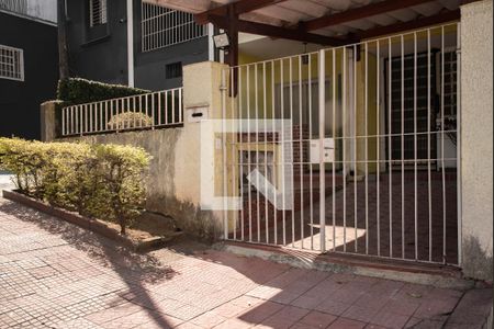 Casa à venda com 180m², 4 quartos e 2 vagasFrente