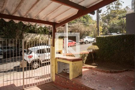 Casa à venda com 180m², 4 quartos e 2 vagasFrente