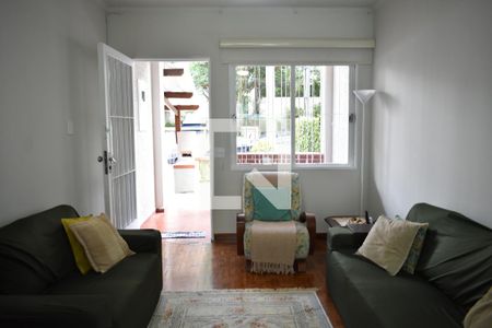 Casa à venda com 4 quartos, 180m² em Vila Clementino, São Paulo