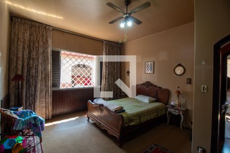 Casa à venda com 359m², 3 quartos e 3 vagasQuarto 2