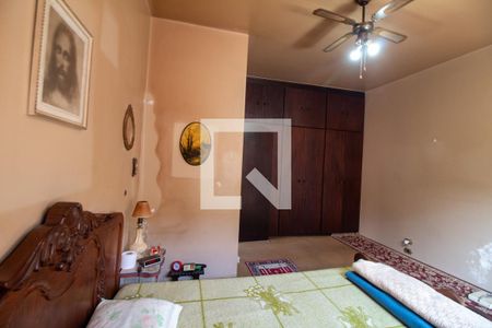 Casa à venda com 359m², 3 quartos e 3 vagasQuarto 2