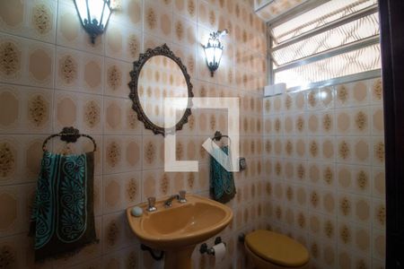 Casa à venda com 359m², 3 quartos e 3 vagasLavabo