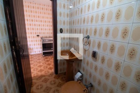 Casa à venda com 359m², 3 quartos e 3 vagasBanheiro de serviço