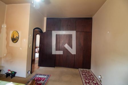 Casa à venda com 359m², 3 quartos e 3 vagasQuarto 2