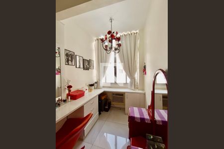 Apartamento à venda com 160m², 3 quartos e 1 vaga Apartamento à venda com 160m², 3 quartos e 1 vagaQuarto 2