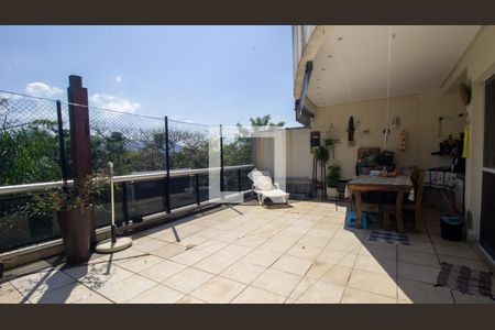 Apartamento à venda com 220m², 4 quartos e 2 vagasVaranda da Sala