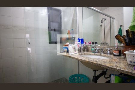 Apartamento à venda com 220m², 4 quartos e 2 vagasBanheiro Social