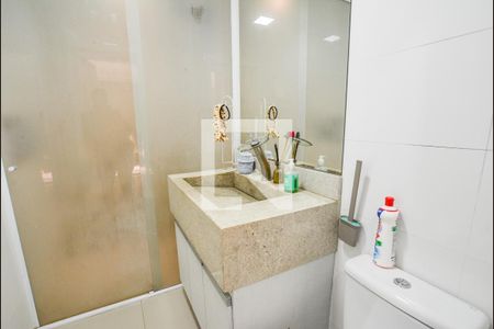 Apartamento à venda com 113m², 3 quartos e 2 vagasBanheiro Social