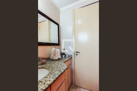 Apartamento à venda com 207m², 3 quartos e 2 vagasBanheiro social 
