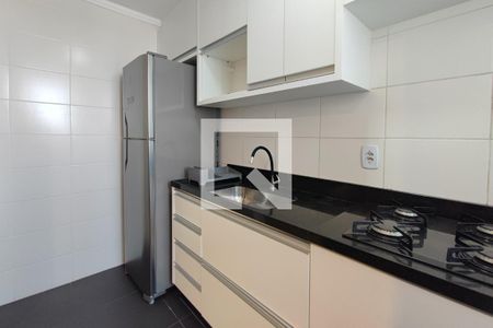 Apartamento para alugar com 58m², 2 quartos e 2 vagasCozinha 