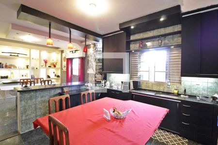 Casa para alugar com 200m², 4 quartos e sem vagaCozinha