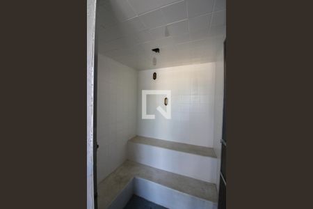 Casa à venda com 360m², 4 quartos e 5 vagas Casa à venda com 360m², 4 quartos e 5 vagasSauna