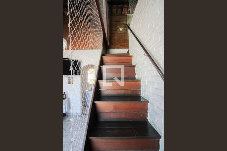 Casa à venda com 360m², 4 quartos e 5 vagas Casa à venda com 360m², 4 quartos e 5 vagasSótão