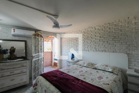 Casa à venda com 360m², 4 quartos e 5 vagas Casa à venda com 360m², 4 quartos e 5 vagasSuíte 1