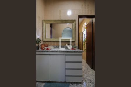 Casa à venda com 360m², 4 quartos e 5 vagas Casa à venda com 360m², 4 quartos e 5 vagasBanheiro da Suíte 2