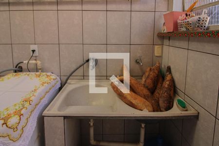 Casa à venda com 360m², 4 quartos e 5 vagas Casa à venda com 360m², 4 quartos e 5 vagasÁrea de Serviço