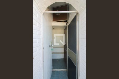 Casa à venda com 360m², 4 quartos e 5 vagas Casa à venda com 360m², 4 quartos e 5 vagasSauna