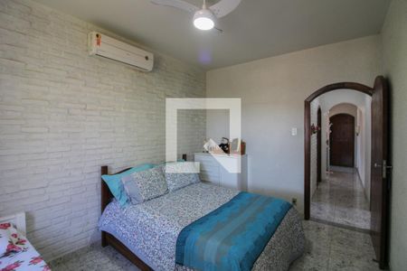 Casa à venda com 360m², 4 quartos e 5 vagas Casa à venda com 360m², 4 quartos e 5 vagasSuíte 2