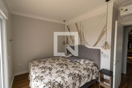 Casa à venda com 269m², 4 quartos e 2 vagasSuíte