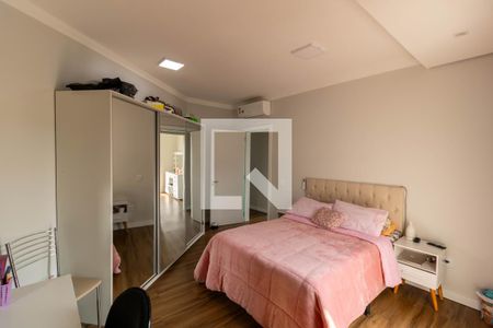 Casa à venda com 269m², 4 quartos e 2 vagasQuarto 2