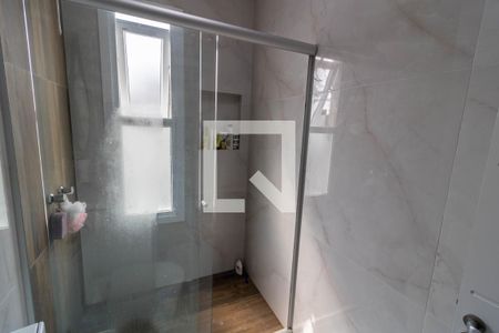 Casa à venda com 269m², 4 quartos e 2 vagasBanheiro 2