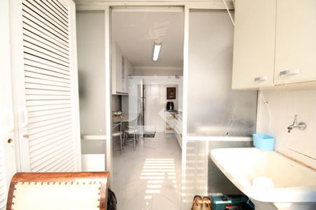 Apartamento à venda com 110m², 2 quartos e 2 vagasÁrea de Serviço
