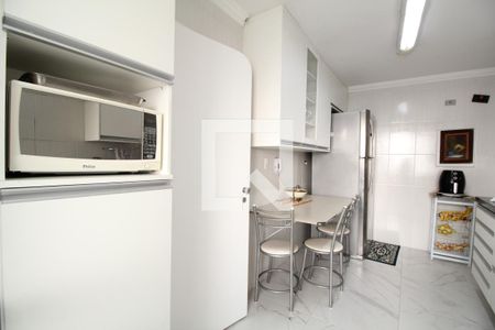 Apartamento à venda com 110m², 2 quartos e 2 vagasCozinha
