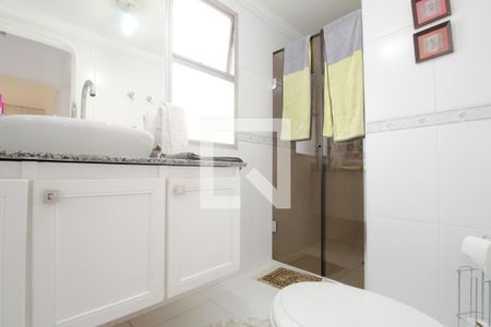 Apartamento à venda com 110m², 2 quartos e 2 vagasBanheiro Quarto 2