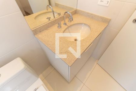 Apartamento à venda com 147m², 4 quartos e 2 vagas Apartamento à venda com 147m², 4 quartos e 2 vagasBanheiro da Suíte 1