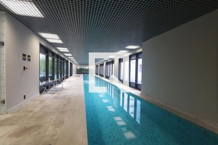 Apartamento à venda com 147m², 4 quartos e 2 vagas Apartamento à venda com 147m², 4 quartos e 2 vagasÁrea comum - Piscina