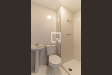 Apartamento à venda com 147m², 4 quartos e 2 vagas Apartamento à venda com 147m², 4 quartos e 2 vagasBanheiro de Serviço
