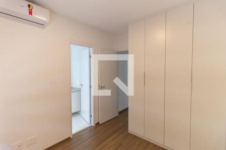 Apartamento à venda com 147m², 4 quartos e 2 vagas Apartamento à venda com 147m², 4 quartos e 2 vagasSuíte 1