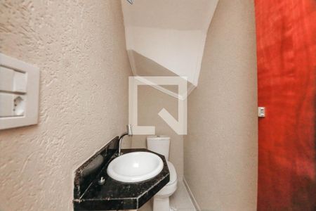 Casa à venda com 120m², 3 quartos e sem vagaLavabo